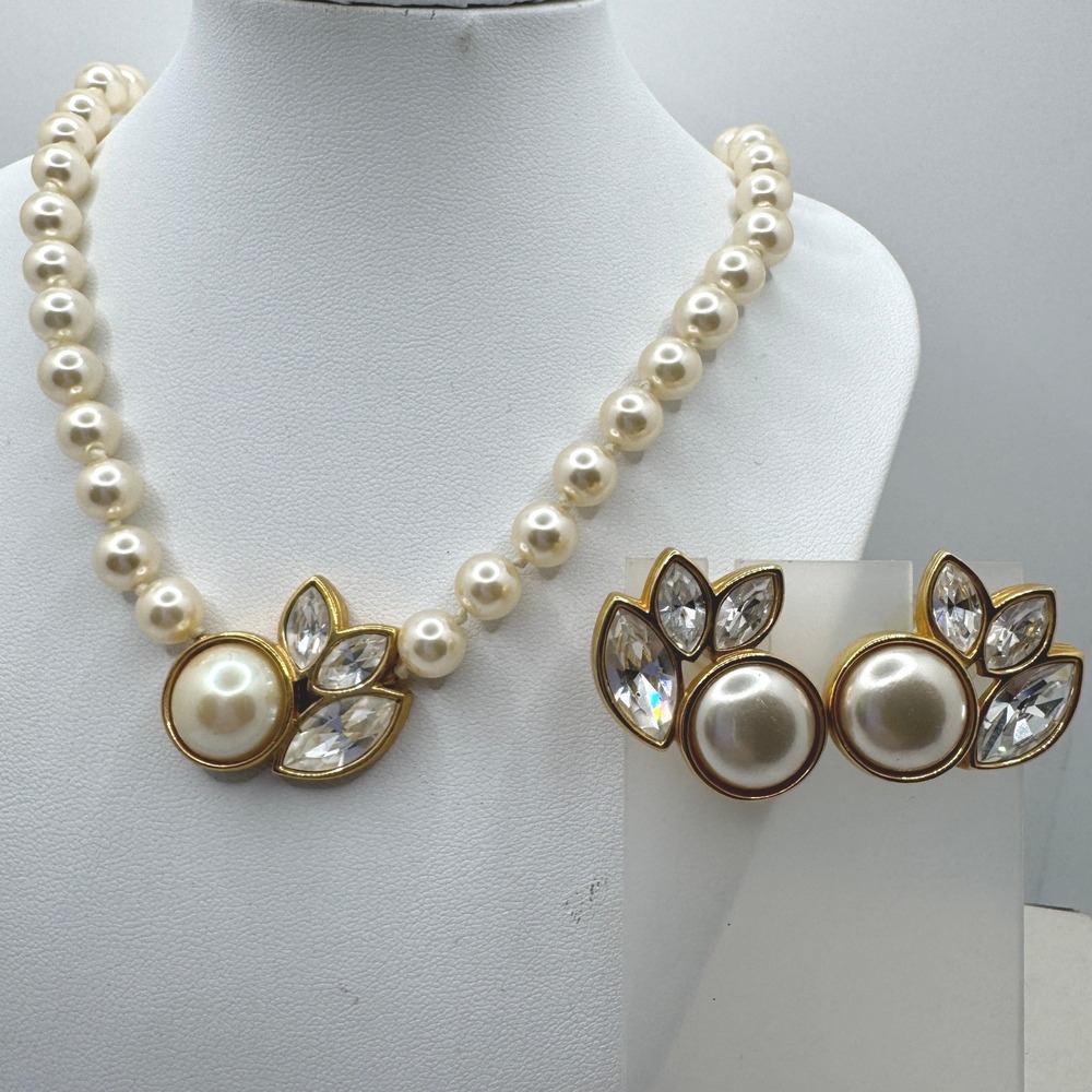 SAL Swarovski Faux Pearl Crystal Necklace and Stud Earring Set Gold Tone 80s